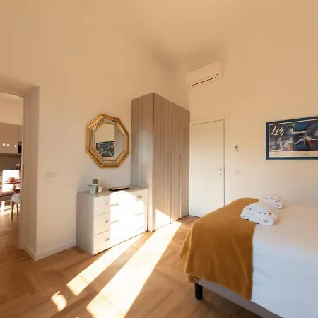The Best Rent - Bright Apartment Near Isola Tiberina Rome Exterior photo