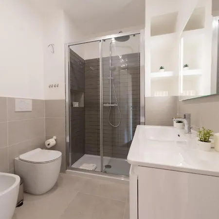 The Best Rent - Bright Apartment Near Isola Tiberina Rome Exterior photo