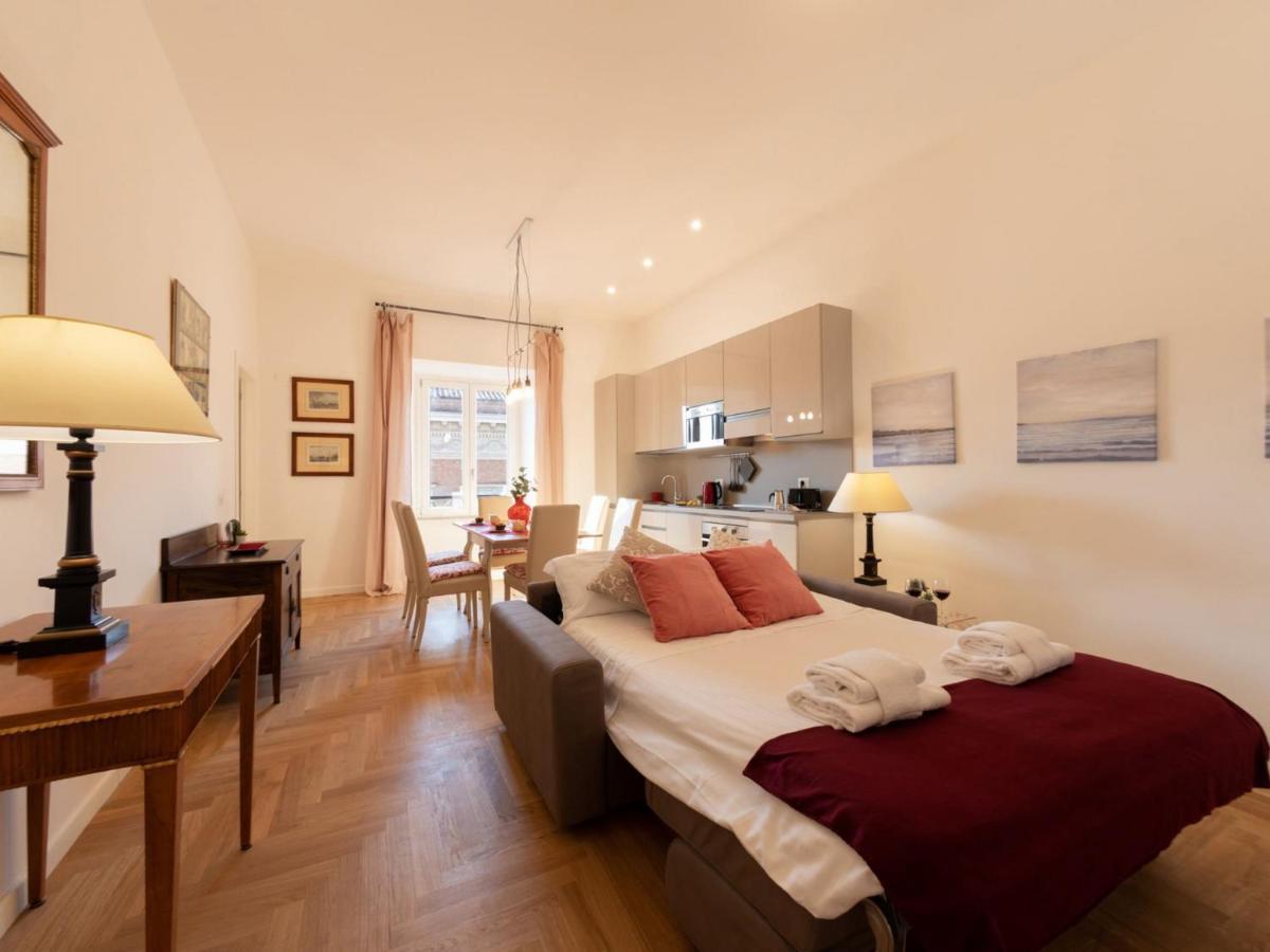 The Rent - Bright Near Isola Tiberina *